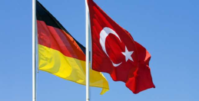 Spiegel-Falschmeldung: Berlin will sich von Armenien-Resolution nicht distanzieren
